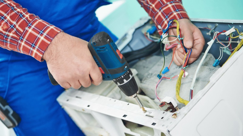Beylikdüzü Mitsubishi Mitsubishi çamaşır makinesi kart tamiri – Su almama arızası orijinal parça ile giderildi. - Teknik servis örneği
